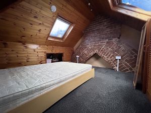 Photo 13- click for photo gallery